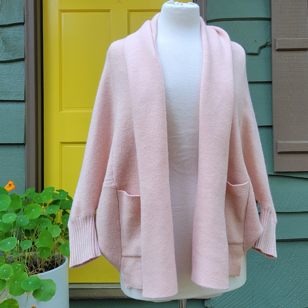 Pastel LOOK BY M Shrug It Off Cape Cardigan Sweater Boho Petal Pink One …